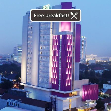Hotel Santika Premiere Gubeng Surabaya Exteriör bild