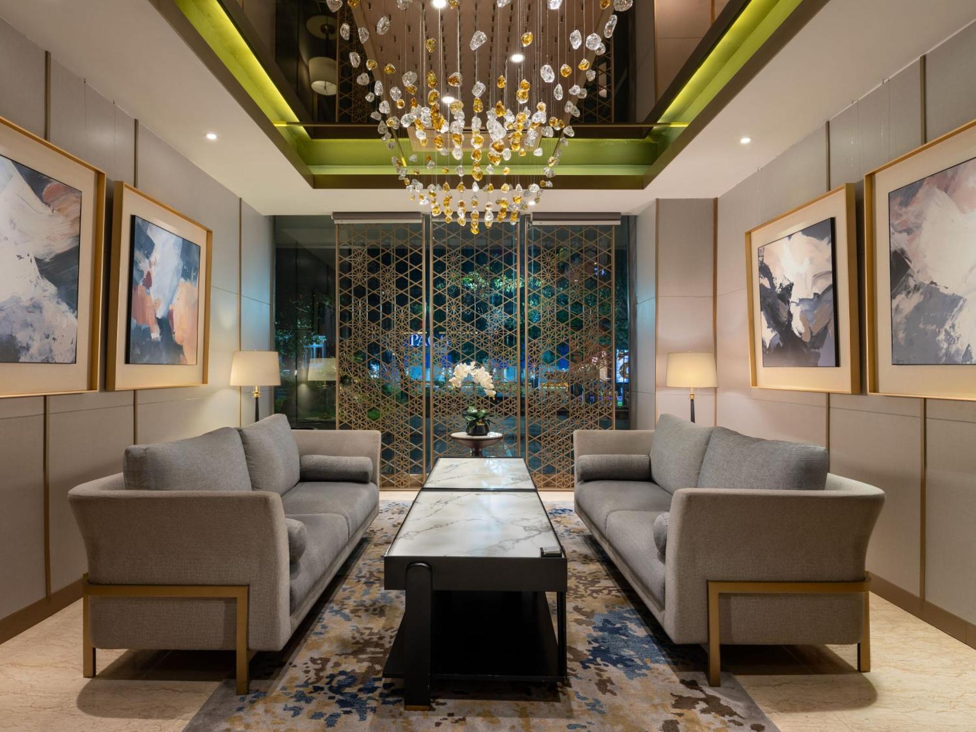 Hotel Santika Premiere Gubeng Surabaya Exteriör bild