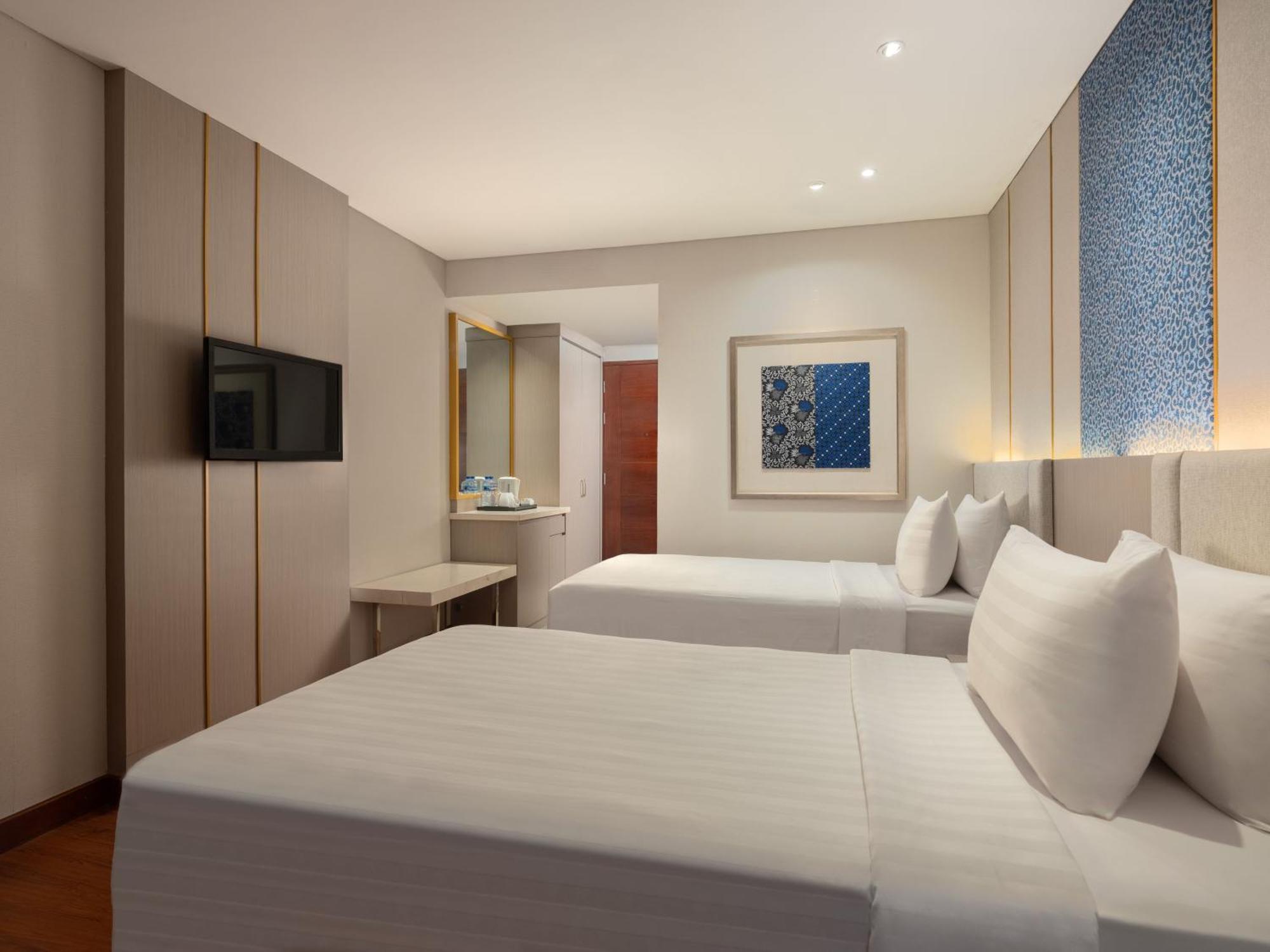 Hotel Santika Premiere Gubeng Surabaya Exteriör bild